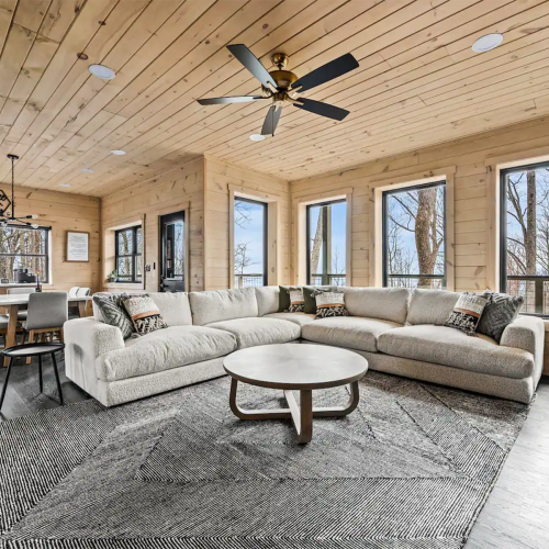 Great Room 2 - Ash Pass